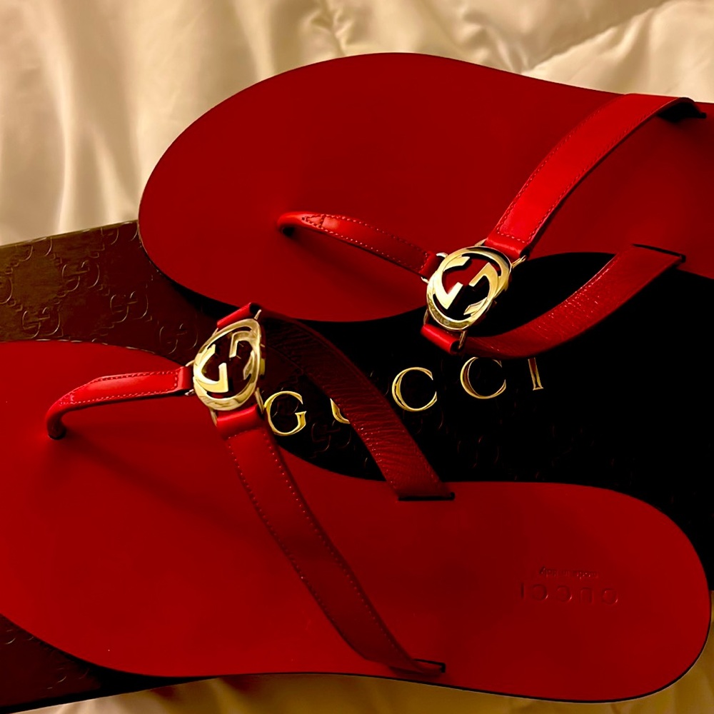 Gucci Fuchsia Pink Sandal’s